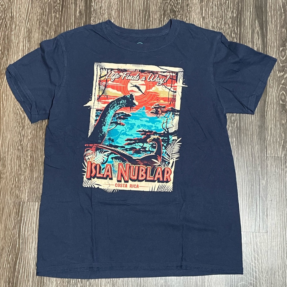 Jurassic Park Isla Nublar Tourism Graphic T-Shirt Size Medium